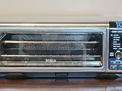 Ninja Foodi SP101 Digital Air Fry Oven - 8-in-1 Countertop Toaster Oven, Stainless Steel