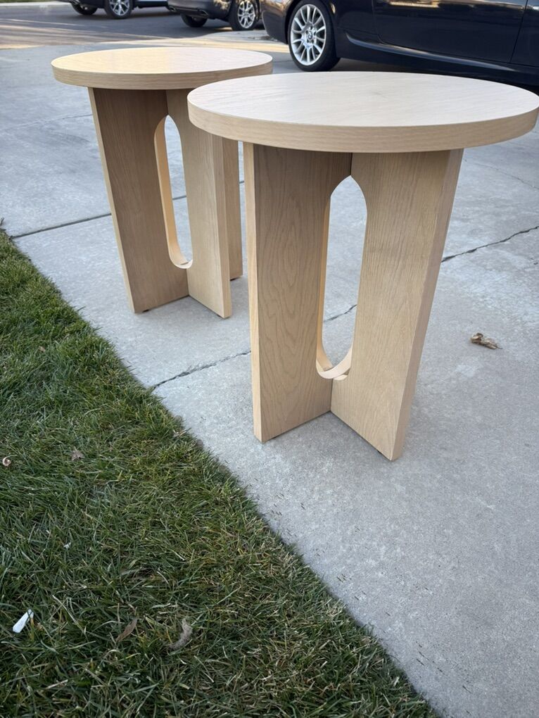 Studio 55D Set Of Round Wood Side Tables