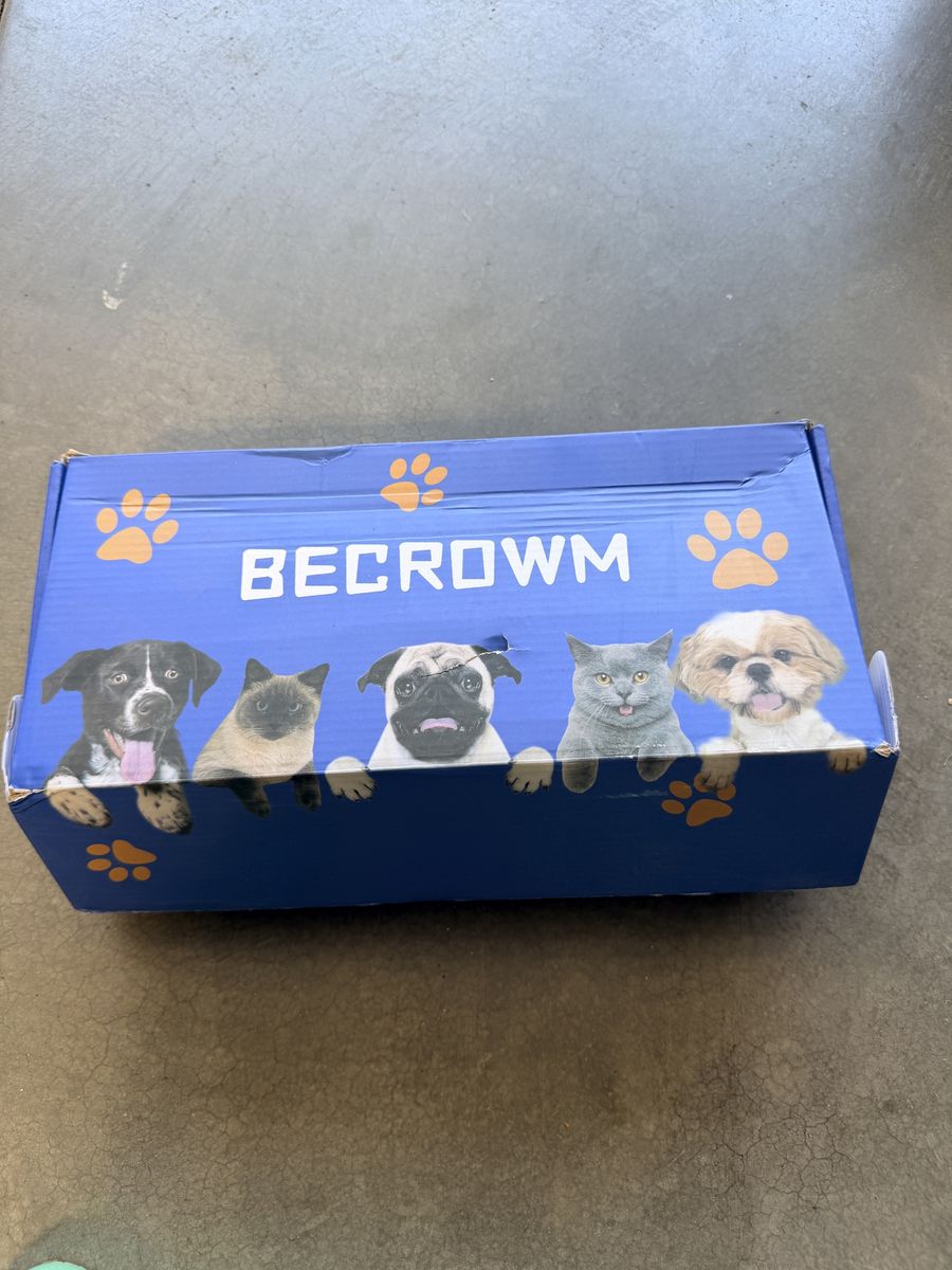 BECROWM Pet Stroller/Carrier - New (Open Box)