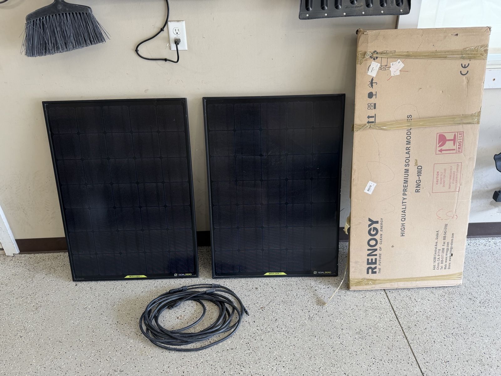 Goal Zero Boulder 90 Solar Panels + New Renogy 100W Solar Panel