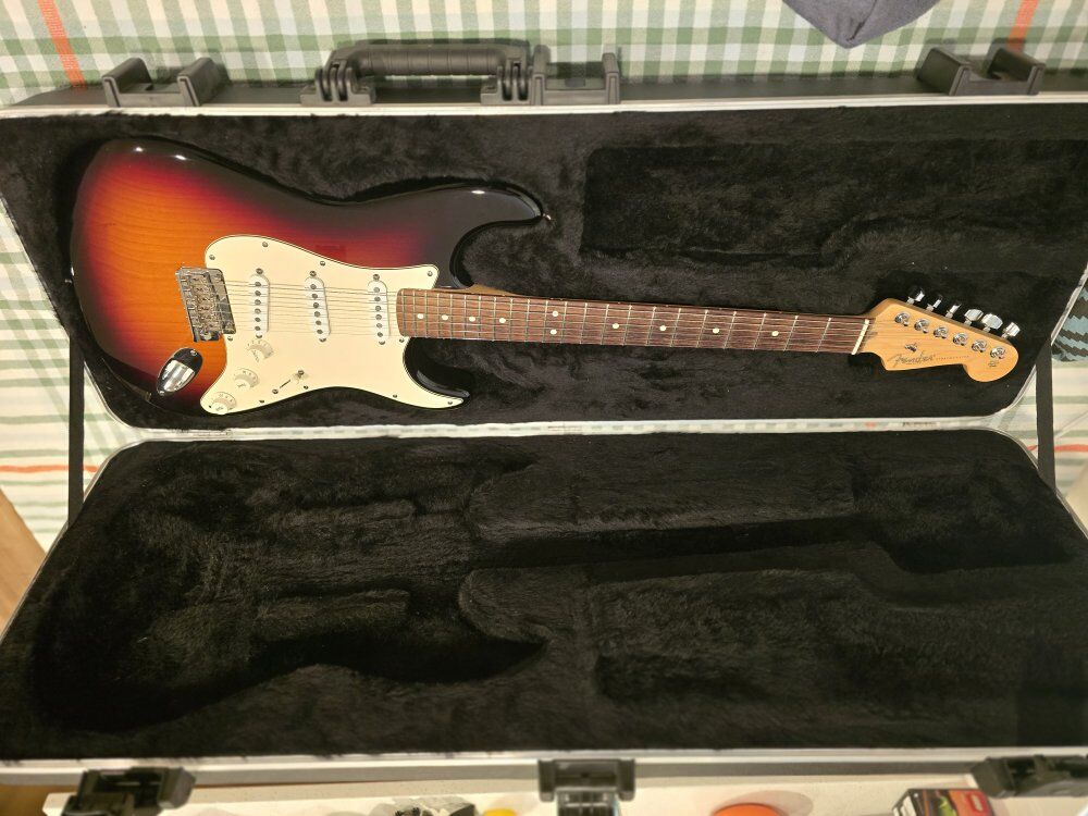 American fender strat MINT