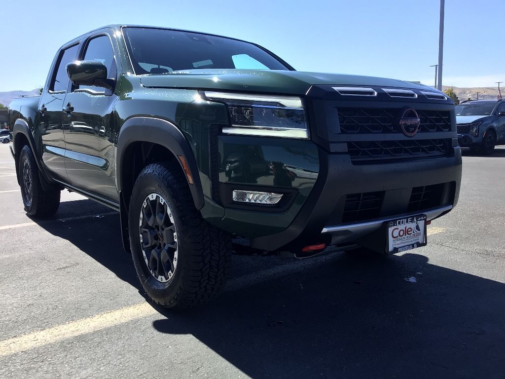 2025 NISSAN FRONTIER PRO-4X