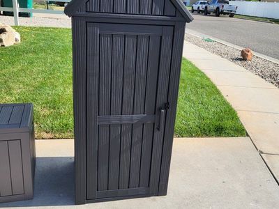 Resin Outdoor Lockable Standing Storage Shed** Brown