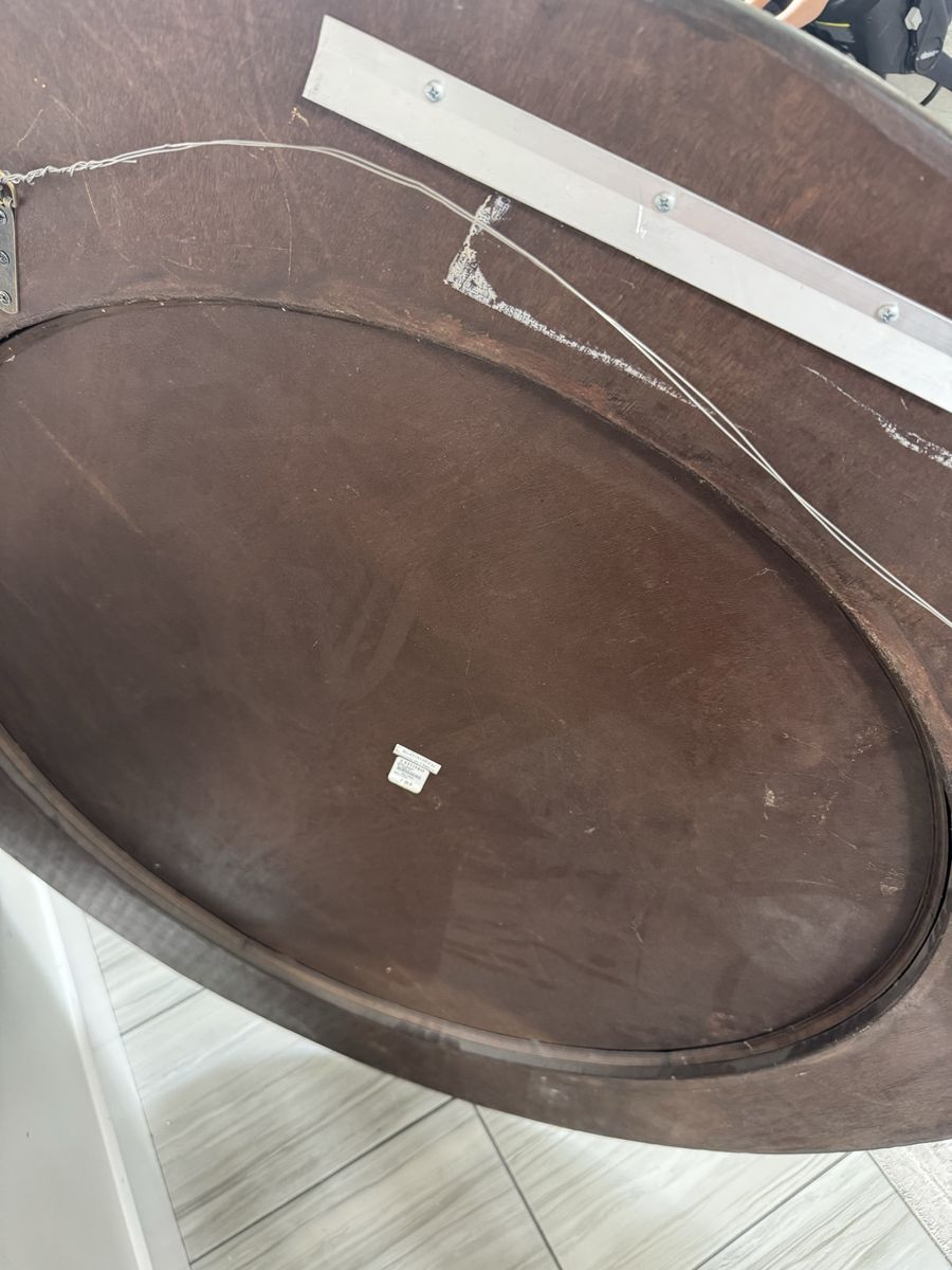 Main image 6