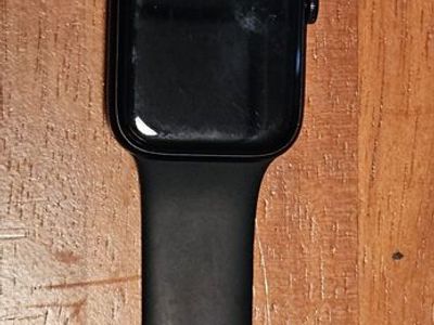 Apple Watch SE Series 6 with LTE