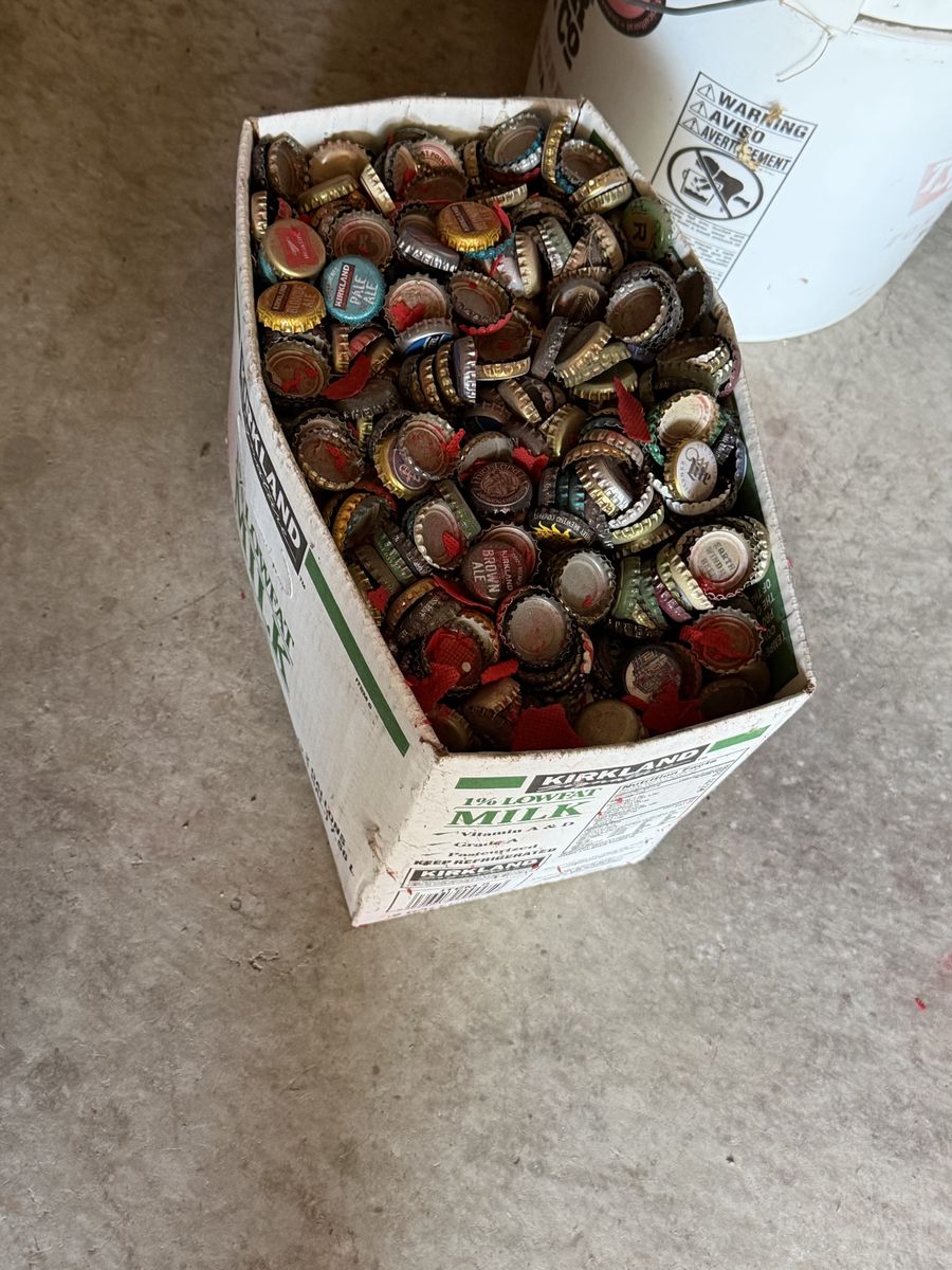 Assorted Used Beer Bottle Caps - Bulk Lot for Crafts, Collectors, & Upcycling