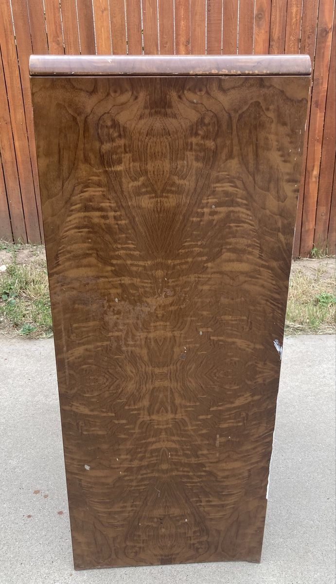 Main image 3
