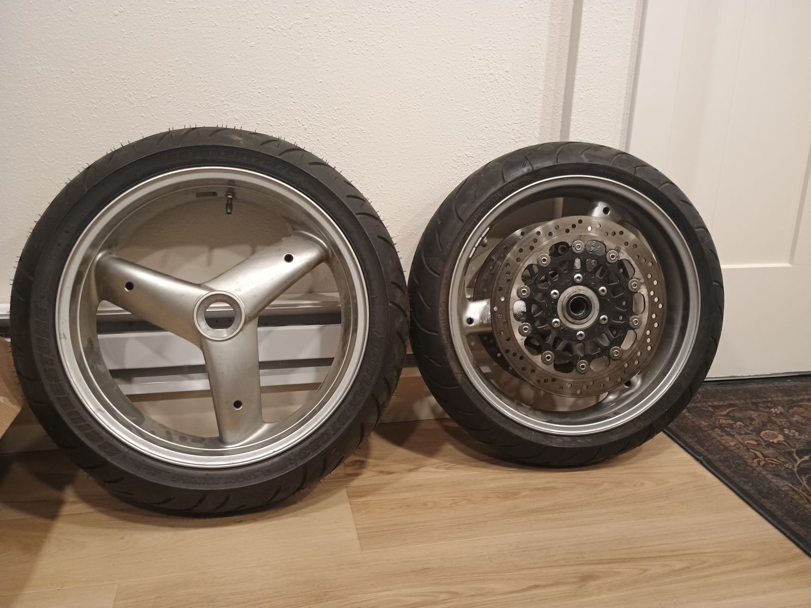 99-04 Triumph Sprint ST 955 Wheels with Tires