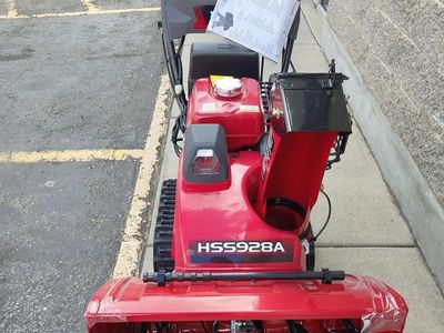 HSS928 Track Snow Blower
