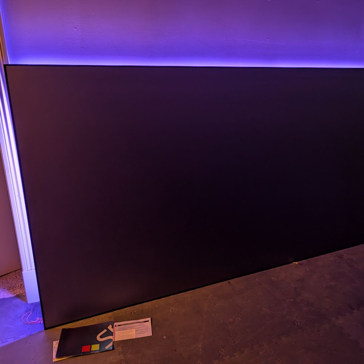 SI 144" Fixed 2.35:1 Backlit Projector Screen