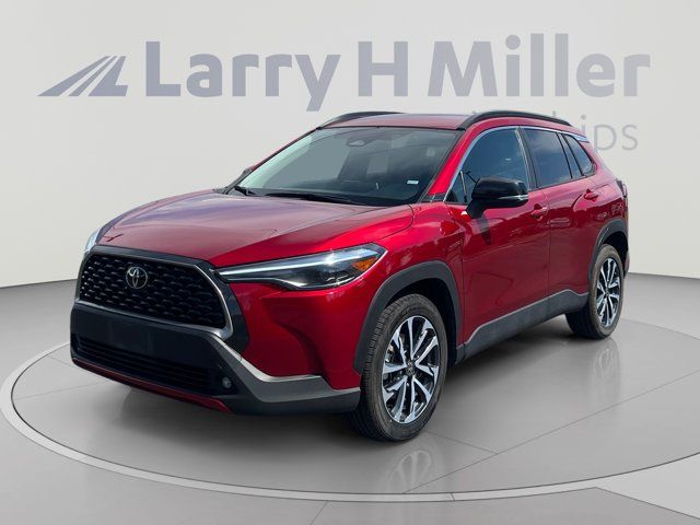 2025 Toyota Corolla Cross XLE