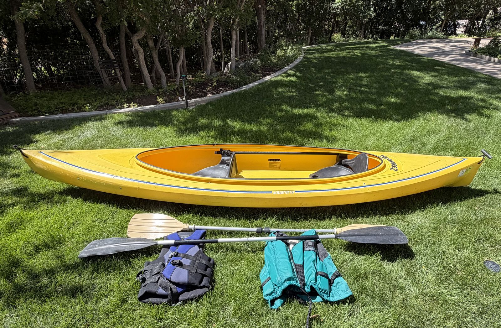 Perception Keowee 2 Tandem Kayak w/ Paddles & Life Jackets - 13.5ft, Stable, Lake/Stream Ready