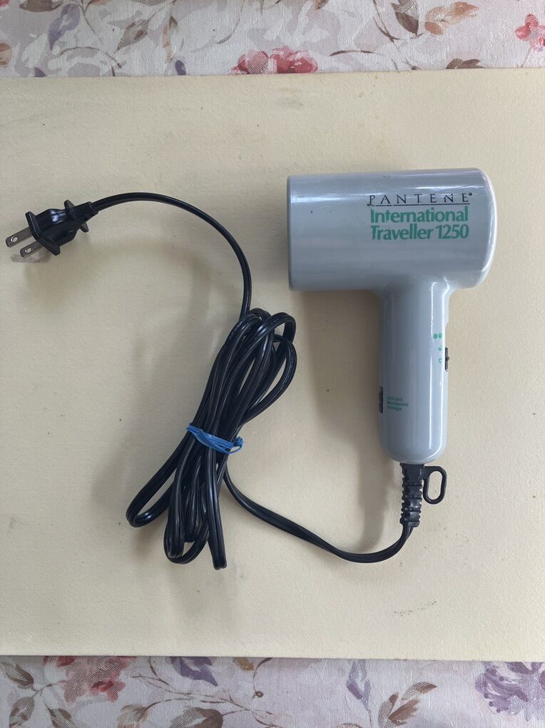 Pantene Traveller 1250 Dual Voltage Hair Dryer