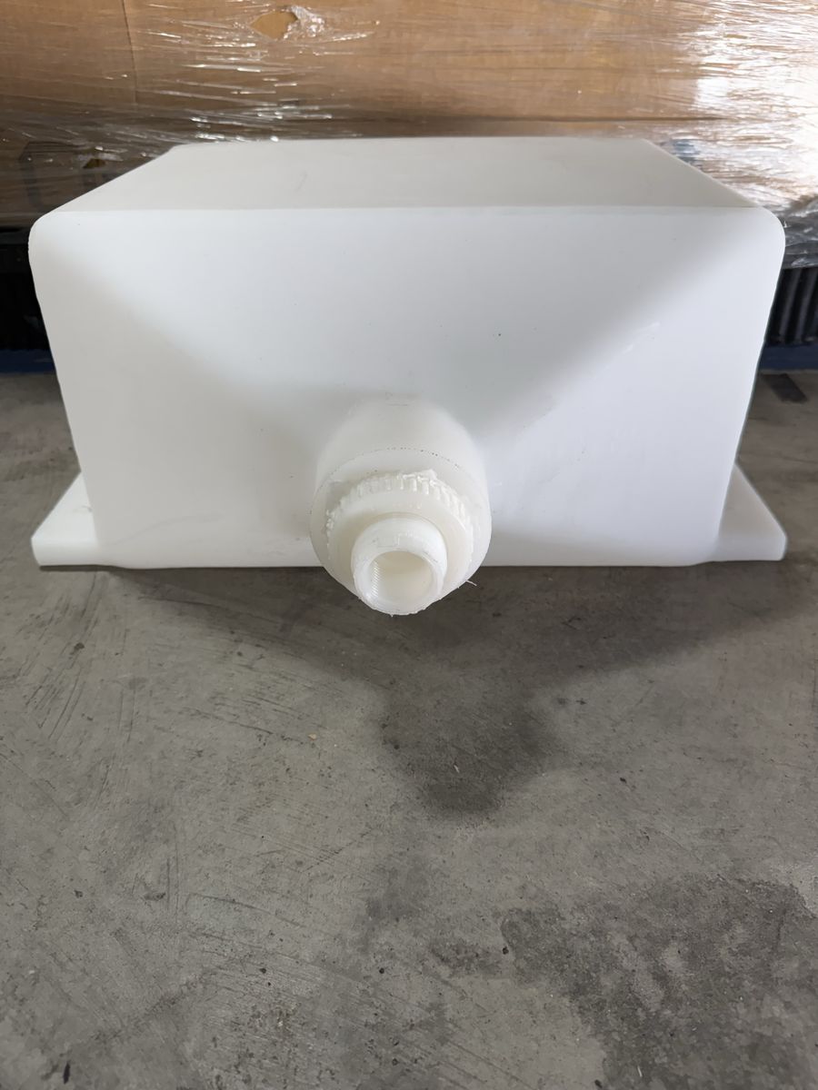 Main image 4