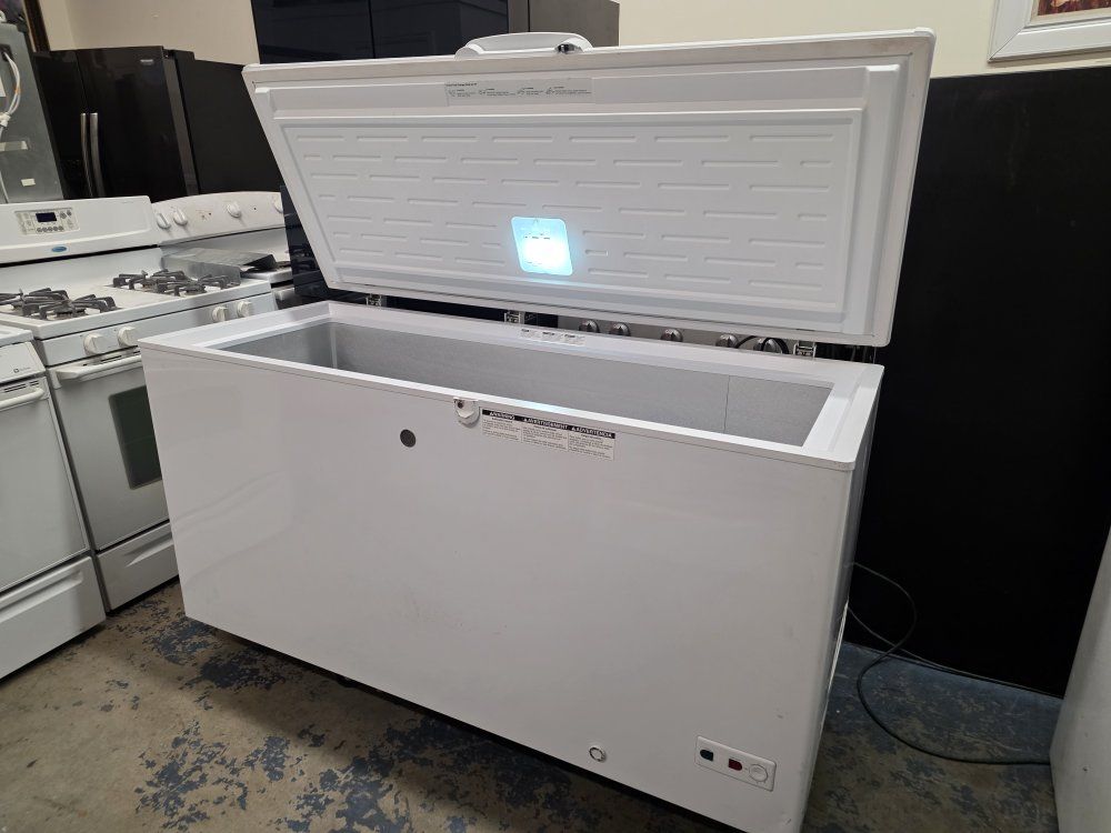 Ge chest freezer 15.7 c.f