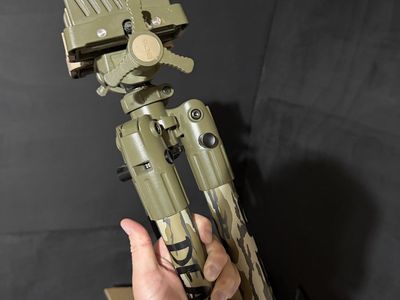 BOG DeathGrip Clamping Tripod - Mossy Oak Bottomland Camo (Like New)