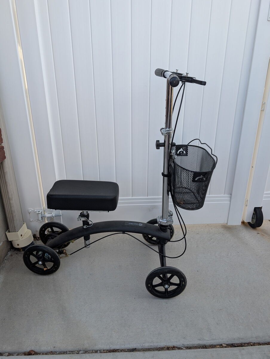 BodyMed Premium Knee Scooter / Walker for Foot Injuries