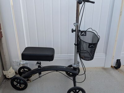BodyMed Premium Knee Scooter / Walker for Foot Injuries