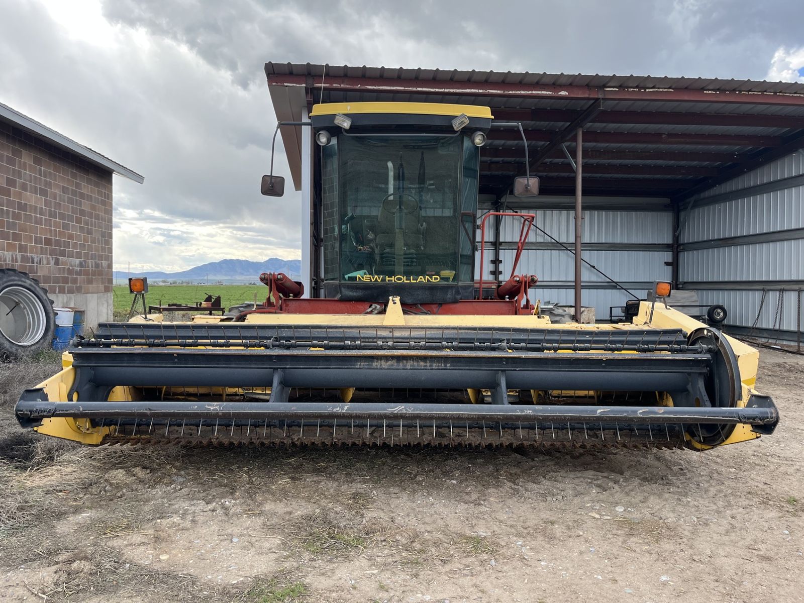 New Holland 2450 Speedrower Swather