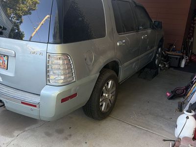 2006 Mercury Mountaineer Premier AWD V8 SUV - Runs, Needs Steering Repair