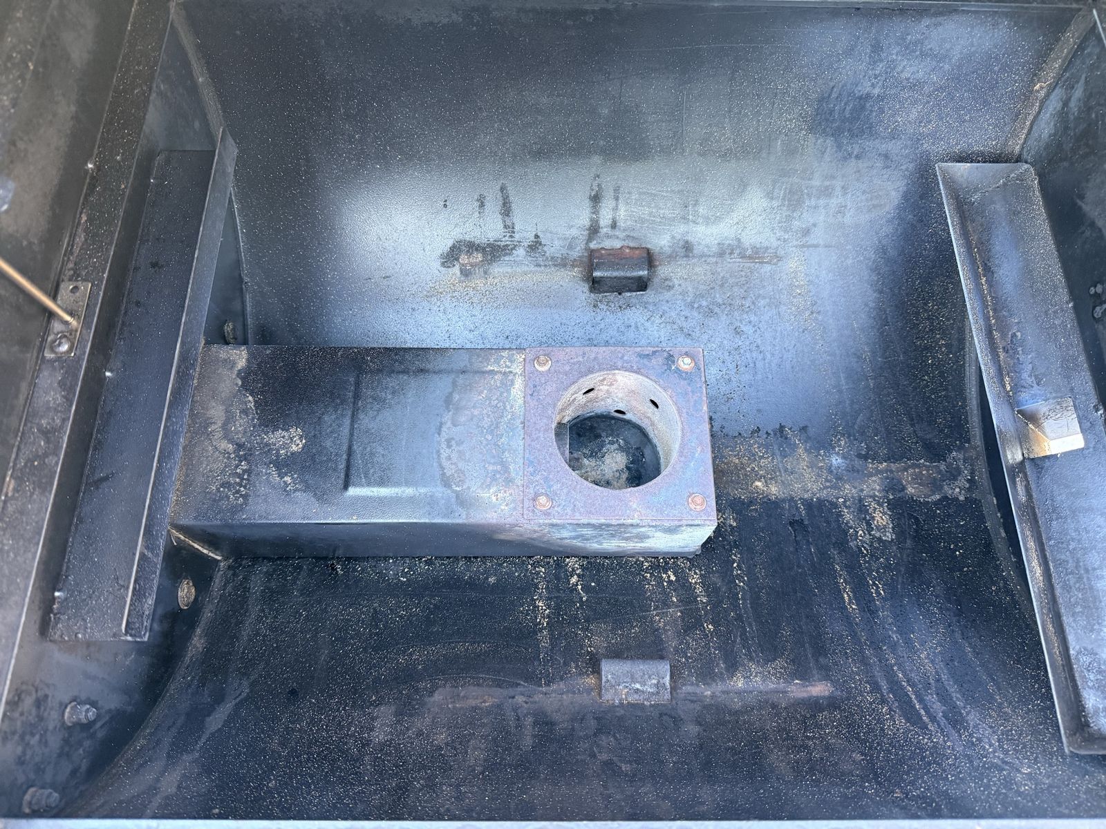 Main image 7