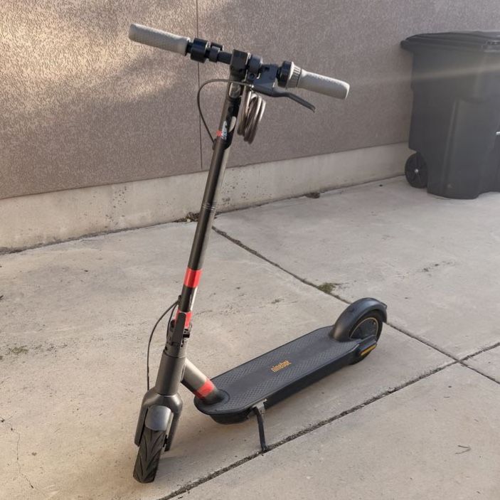 Ninebot KickScooter Max