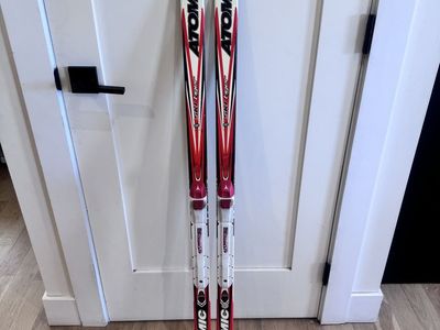 Atomic Kids Classic Cross Country Skis 130 CM