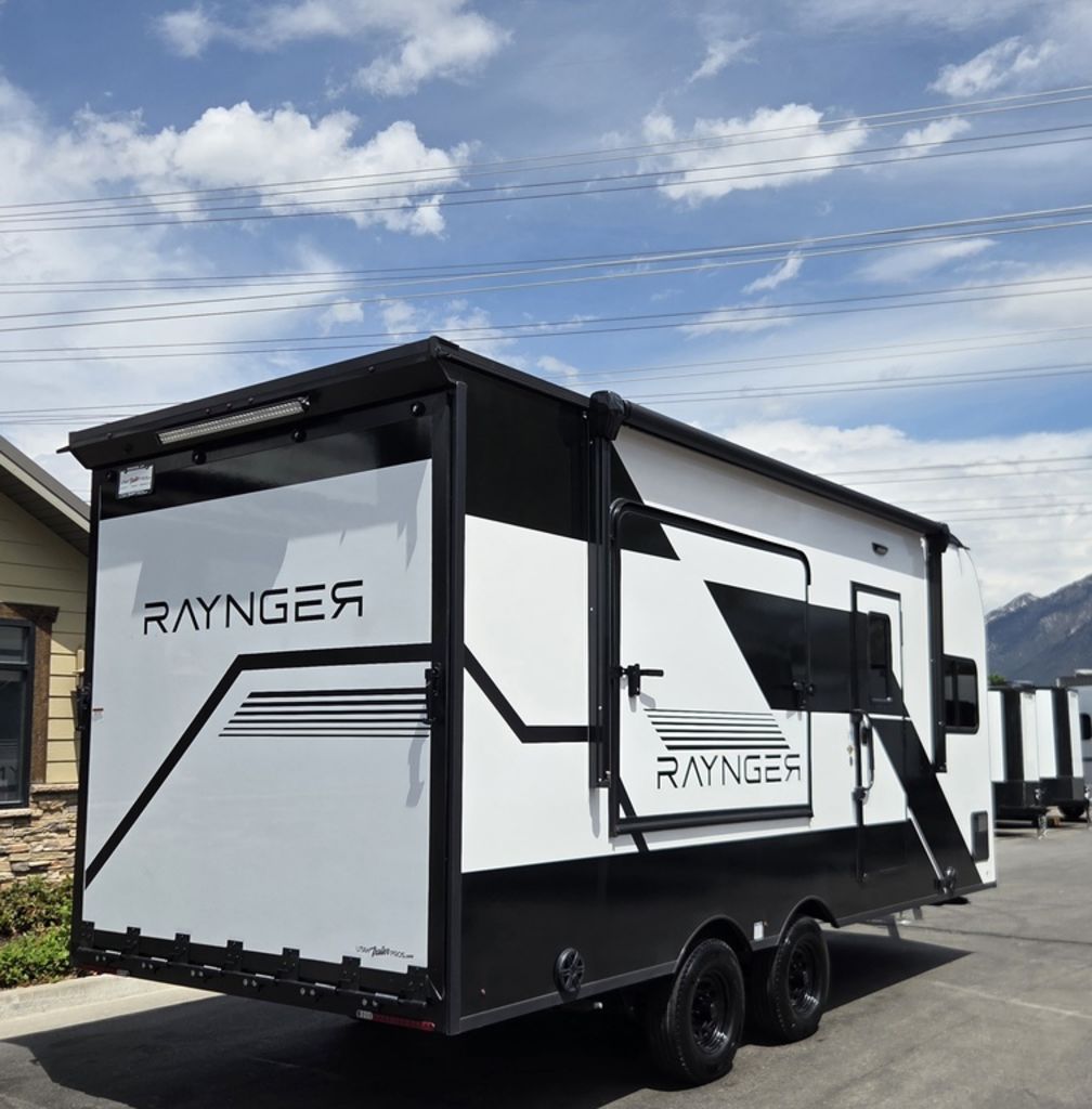 8x20 / 8.5x20 Toy Hauler 12K Axles TRIPLE QUEEN TENT, Solar!!! RAYNGER 2027
