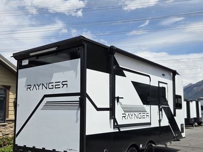 8x20 / 8.5x20 Toy Hauler 12K Axles TRIPLE QUEEN TENT, Solar!!! RAYNGER 2027