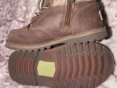 UGG Brown Leather Toddler Boots Size 8 Lace-Up Side Zip