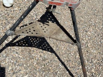 RIDGID 300 Power Drive Pipe Threader w/ Stand & Dies - Heavy Duty Industrial Tool