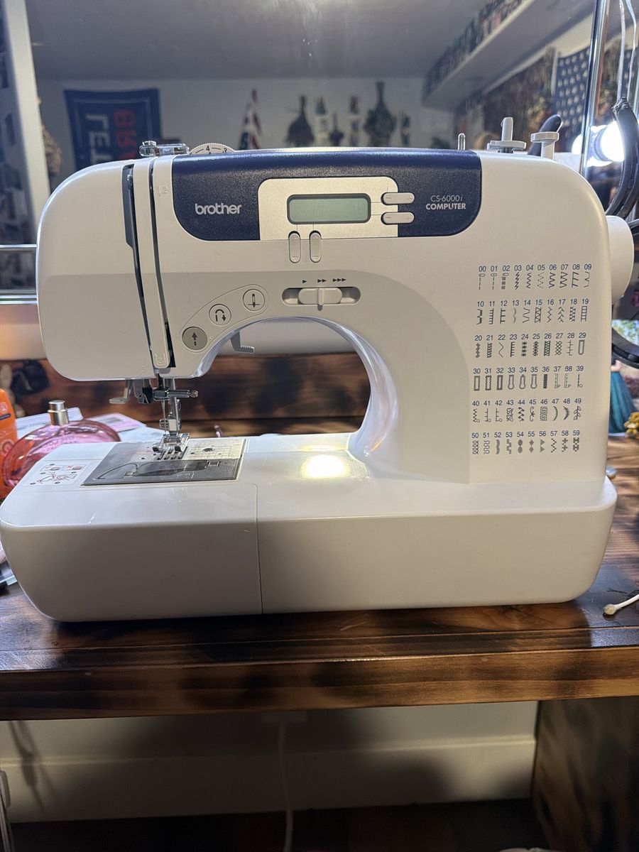 Brother CE5000PRW Computerized Sewing Machine - Project Runway Edition