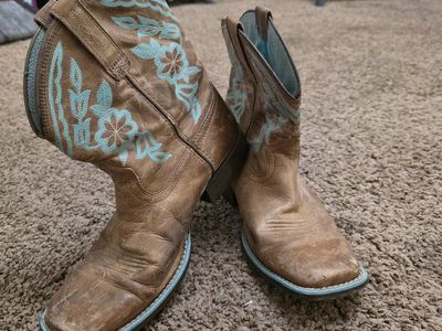 ARIAT Women's Fatbaby Heritage Dapper Western Boots, Size US 5, Brown/Turquoise Floral