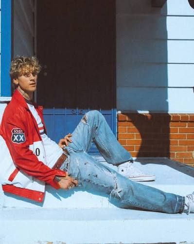 I am looking for MGK Machine Gun Kelly PIT tickets