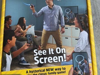 Mattel Pictionary Air Drawing Game - Draw in the Air, See it on Screen, Family Fun GJX13