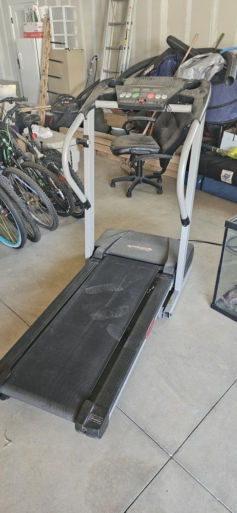 ProForm 320x Treadmill Folding Electric Fitness Equipment