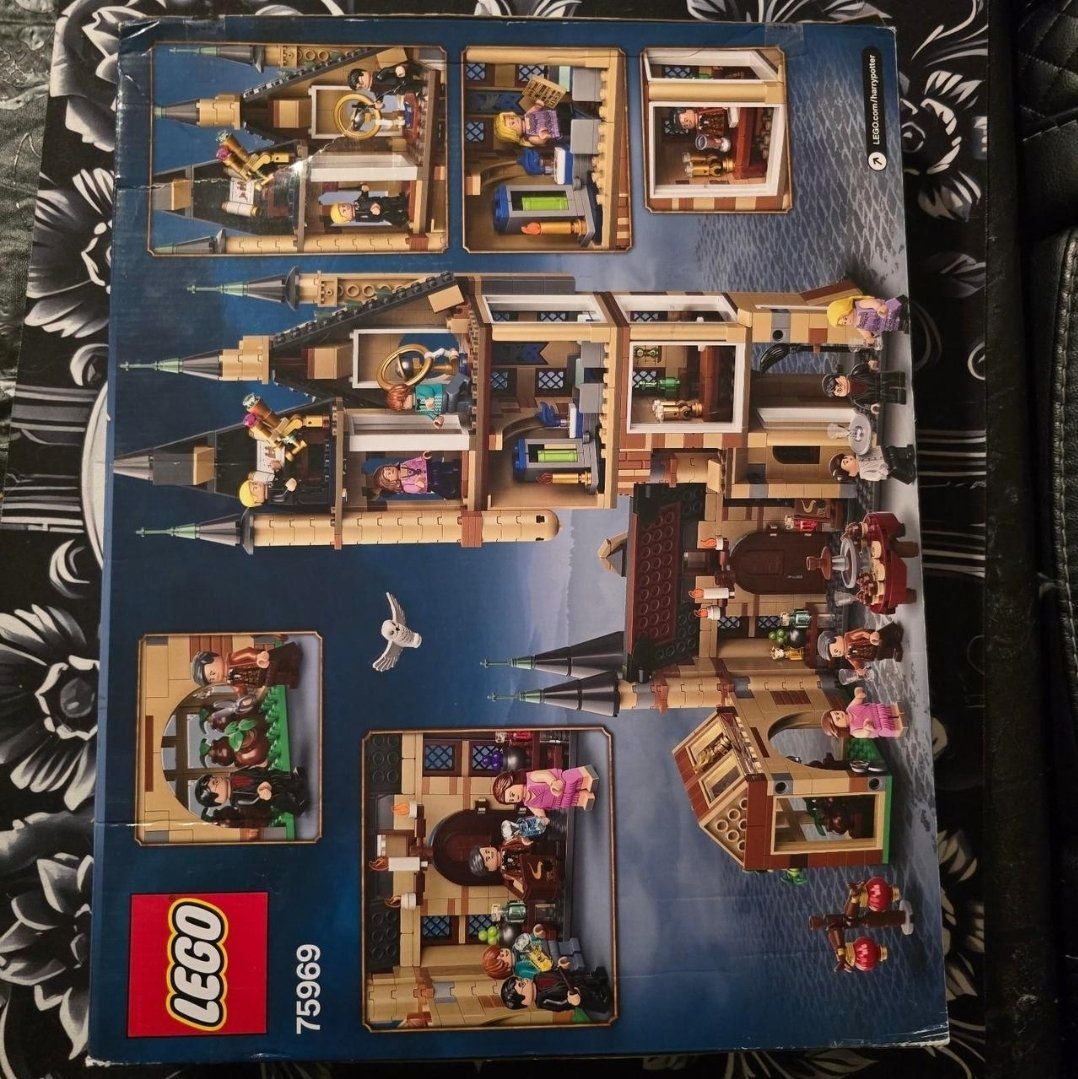 Harry potter castle Lego set