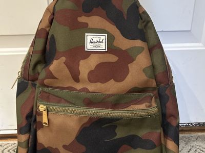 Herschel camo backpack