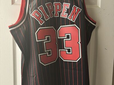 Scottie Pippen Jersey