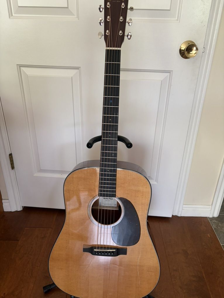 Martin Retro Plus Guitar