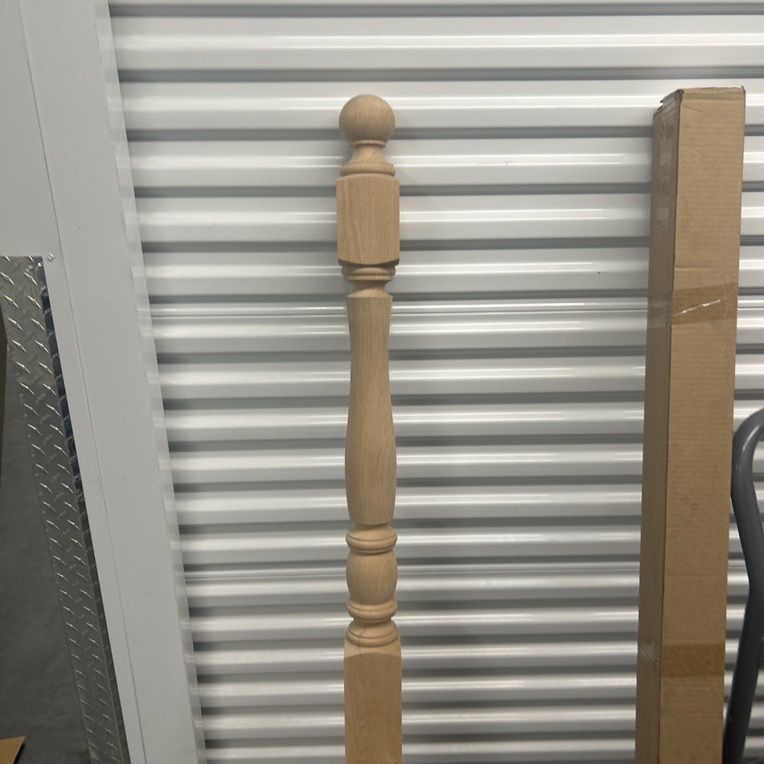 Alder newel post new