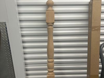 Alder newel post new