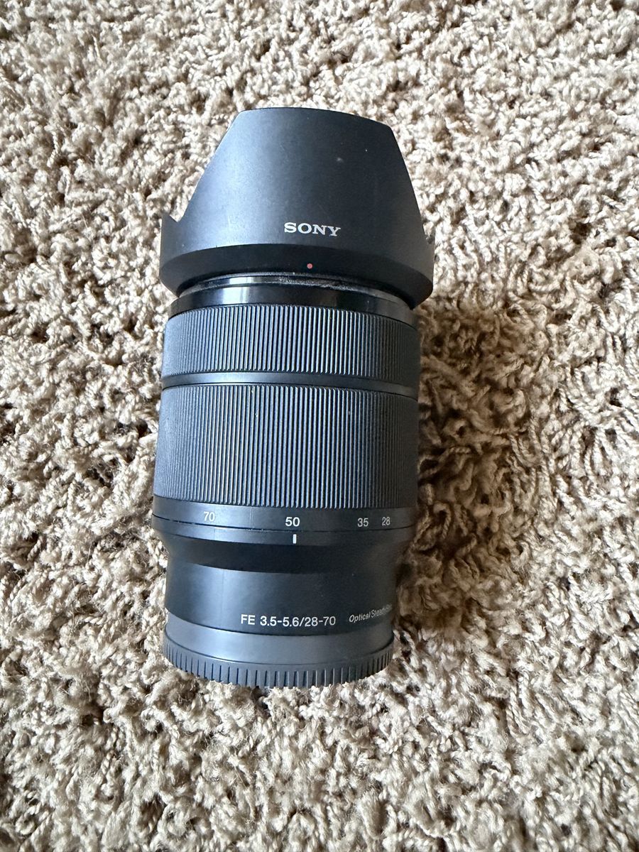 Sony FE 3.5-5.6/28-70 OSS E-Mount Zoom Camera Lens with Hood