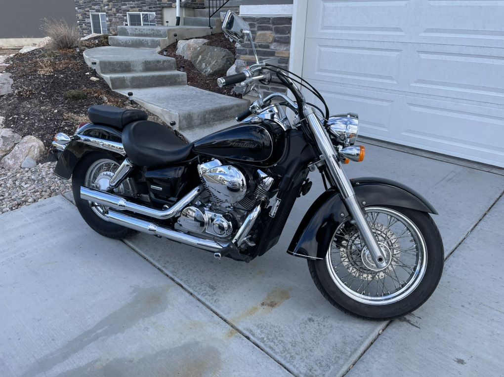 2004 Honda Shadow VT750C4