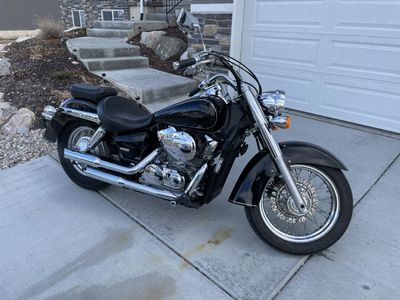 2004 Honda Shadow VT750C4