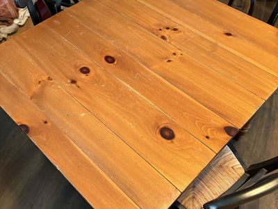 Farmhouse dining table...w/chairs(. 8)