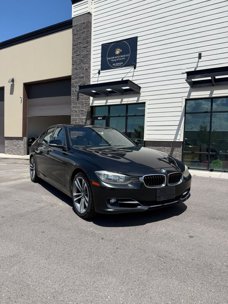 2012 BMW 3 Series 328i