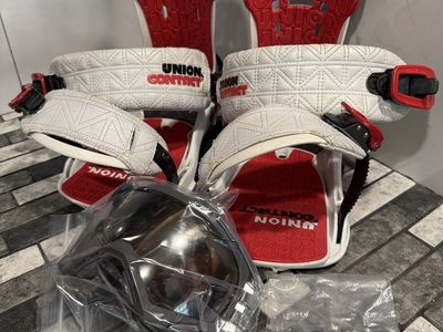 Union Contact Snowboard Bindings White/Red with Arnette Goggles