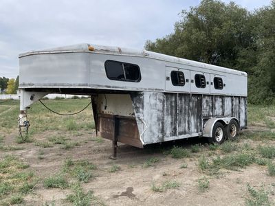Trails West 3 horse slant