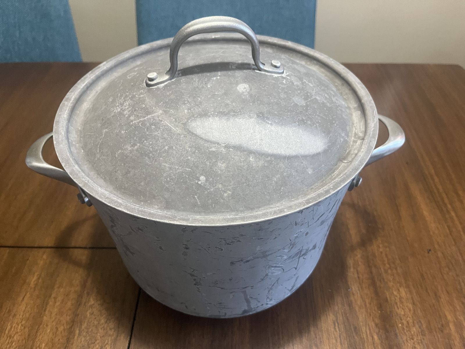 CALPHALON Commercial 8 Qt Quart Stock Pot 808 w/310 Lid - Anodized Aluminum - Good condition